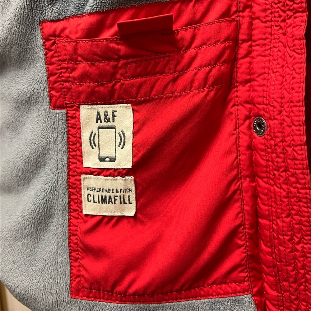Abercrombie and Fitch Coat - Picture 13 of 15